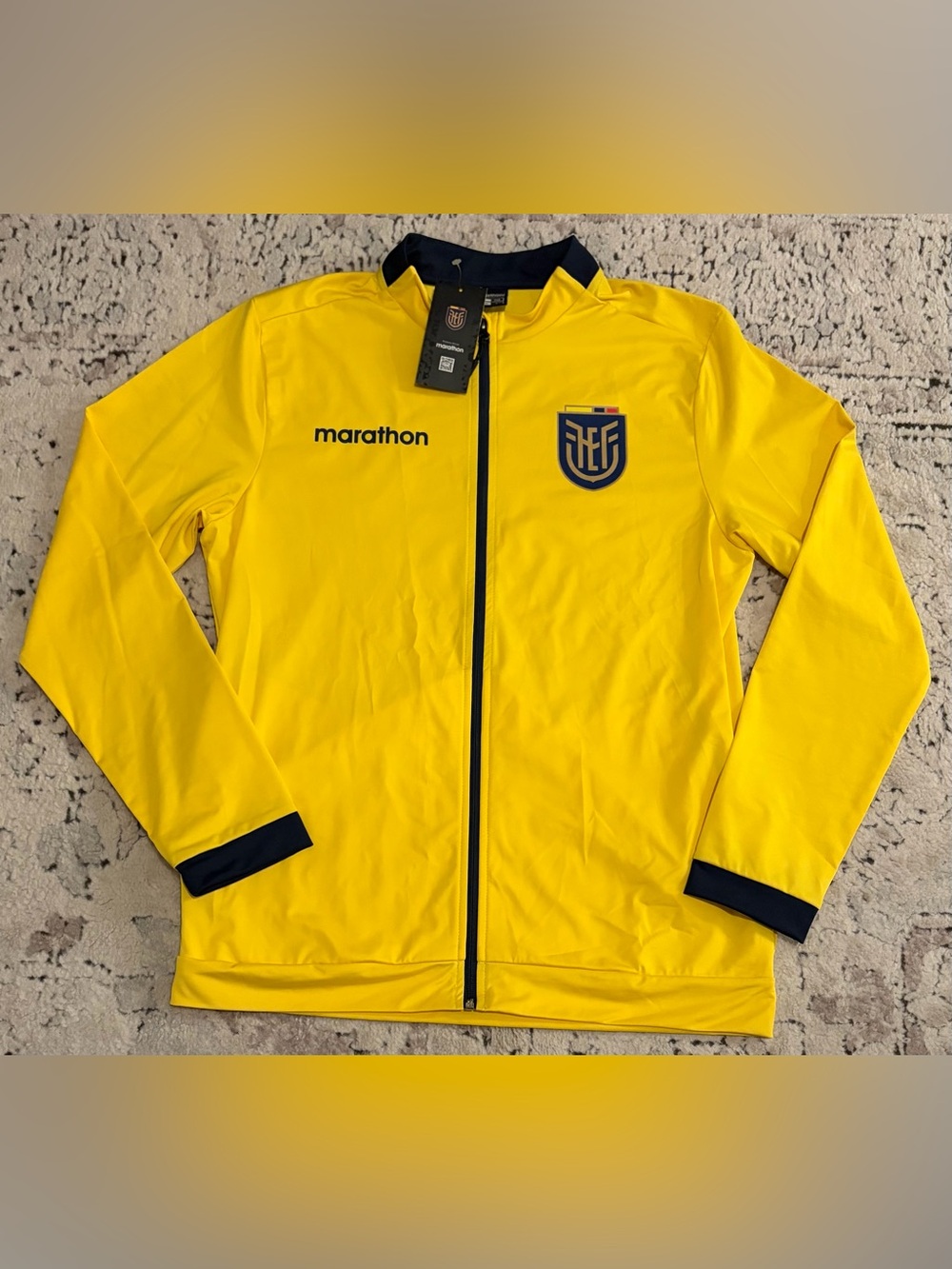 Marathon Authentic Ecuador National Team Soccer Yellow Jacket Men’s Sz: L